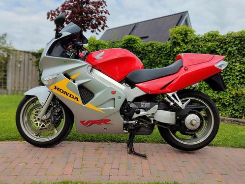 Honda VFR 800 FI 50th anniversary Zeer netjes Prijs verlaagd