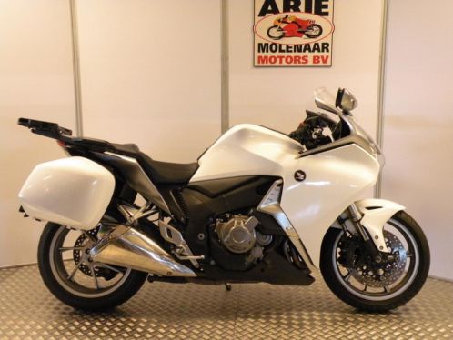 Honda VFR1200 F DTC C-ABS , Automaat