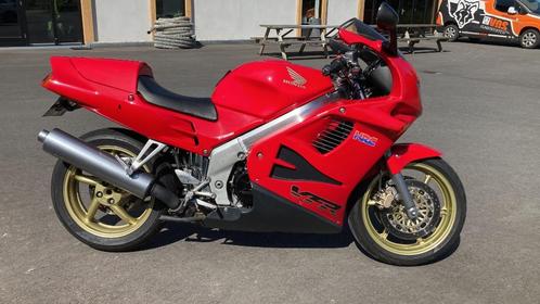 Honda VFR750 RC36