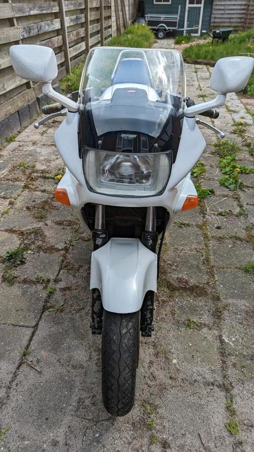 Honda vfr750f