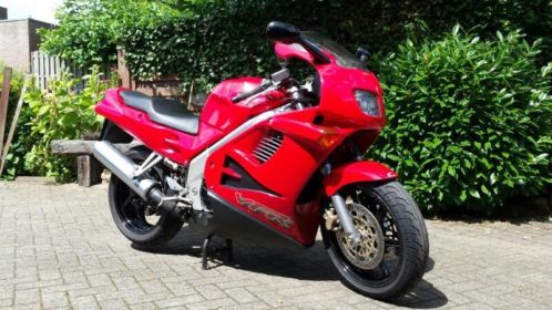 Honda VFR750F