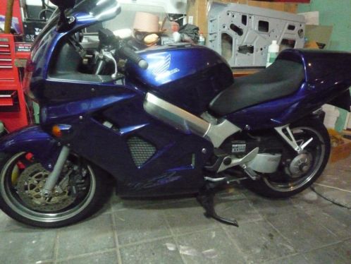 Honda VFR800FI, RC46