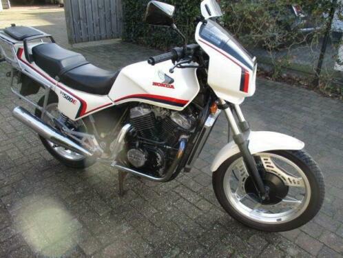 Honda - VT500 E - 500 cc - 1986