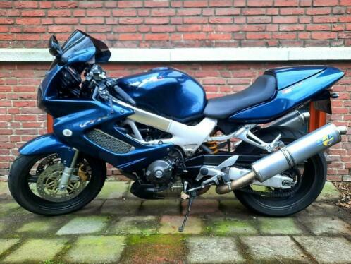 Honda VTR firestorm Blauw