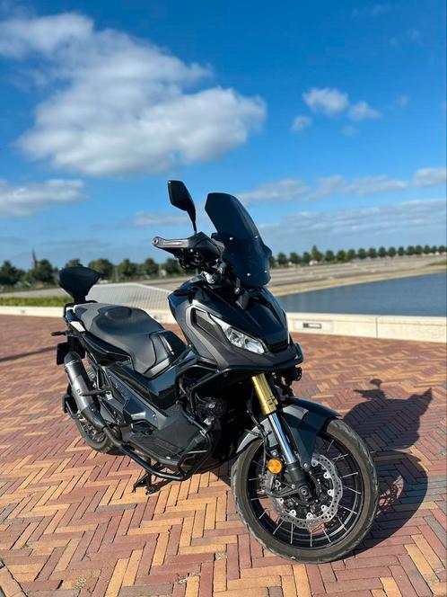 Honda X-adv 750 black edition