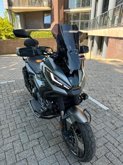 Honda X-ADV 750 Matte iridium grey 2023 Vol Optie