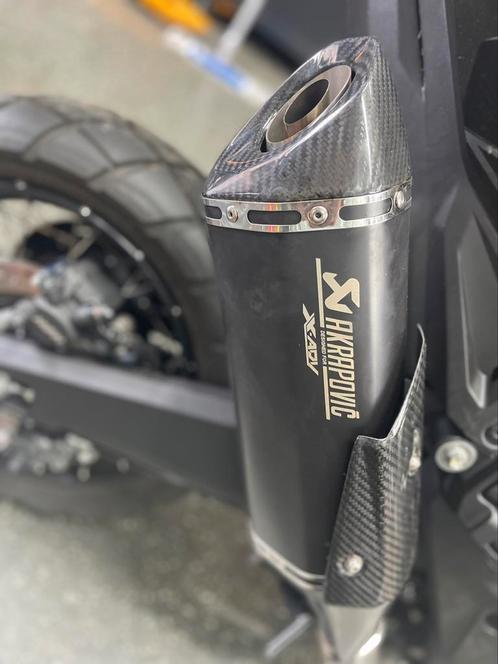 Honda X Adv akrapovic