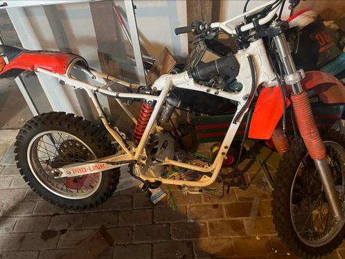 Honda XR 600 in onderdelen