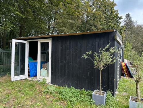 Houten opslag loods 54 m2 te koop