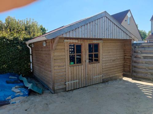 Houten tuinhuis