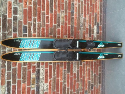 Houten waterski039s