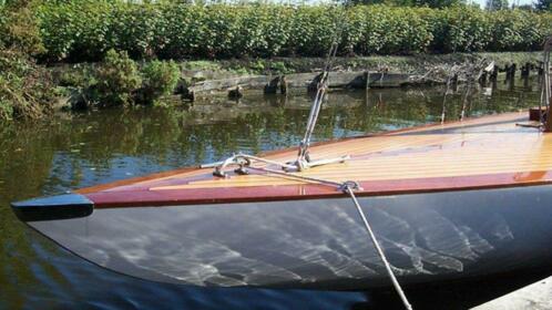 Houten zeilboot, day sailor, Mlar 22 incl zeilen en trailer