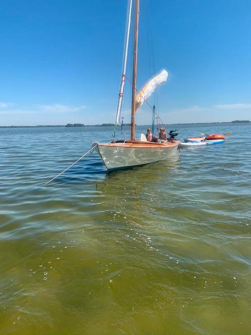 Houten zwaardboot TOP