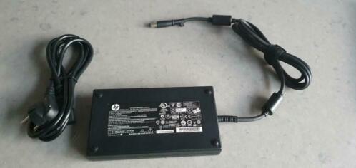HP 200W 10.3 A 19.5V laptop adapter