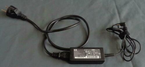 HP 534554-002 53560-001 PPP018H AC Adapter 19V 1.58A 30W pow