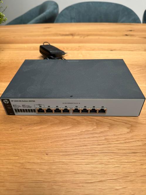 HP 8 ports netwerkswitch gigabit