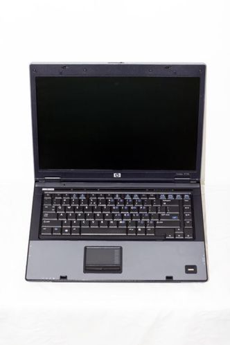 HP Compaq 6710b  3 GB  120 GB  2x 2.0 GHz