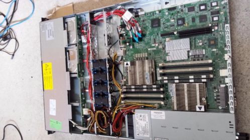 HP Dual Xeon L5520 - 16GB RAM - 2x 750GB HOTSWAP