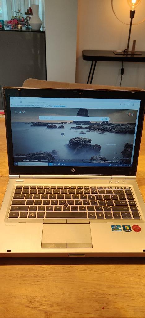 HP EliteBook 8460p LG742EA Chromebook Windows 11 of Ubuntu