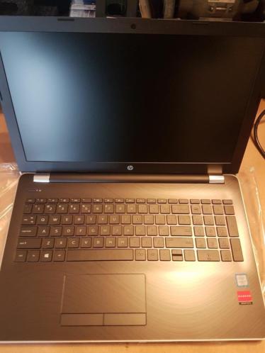 HP i7-7500u8gb256ssdvideokaart15inchwin10