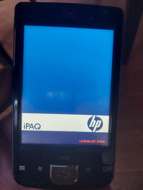 HP iPAQ 214. PDA uit 2017 met defect