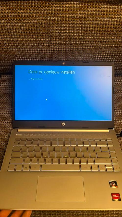 HP laptop, 3x gebruikt voor school daarna gestopt