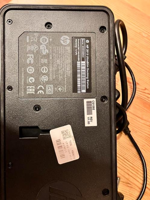 HP laptop docking system