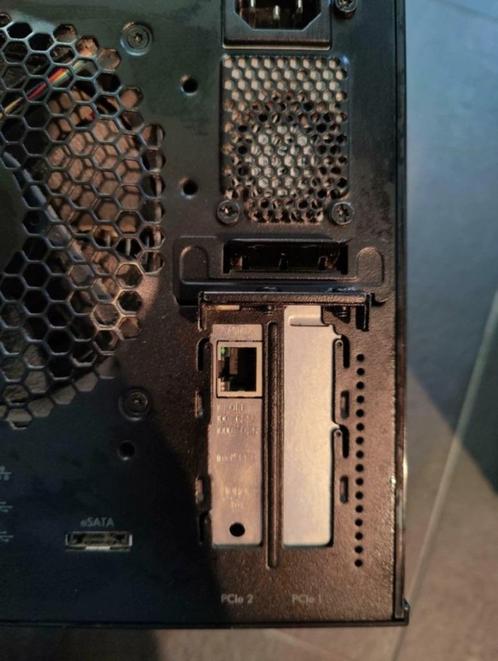 HP mini server n54l 6gb RAM, 2 HDD 1TB, TRUENAS