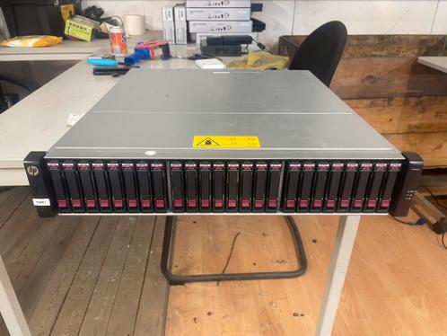 Hp p2000 g3 storage 24x 450gb hdd 2x iscsi msa controller