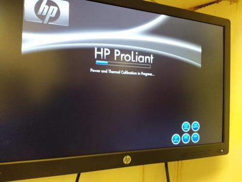 HP Proliant DL360 G6 (2,6Ghz, 12GB, 8x300GB)