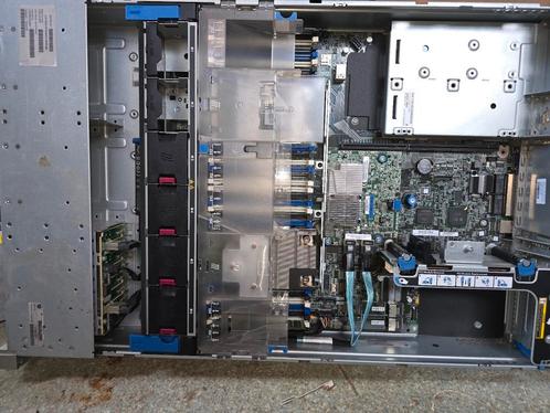 HP ProLiant DL380 Gen9, 6x 300Gb, 16Gb, VMWare 7