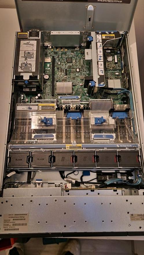 HP Proliant dl380p gen8 server