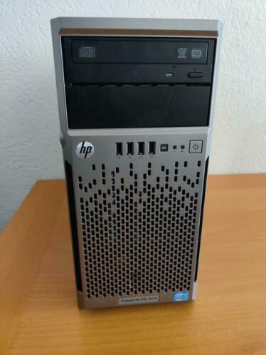 HP Proliant ML310e gen8  Xeon E3-1220 V3  4gb  geen HDD