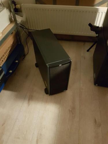 HP Proliant ML350 G6 ( 5x300GB  30GB Ram )