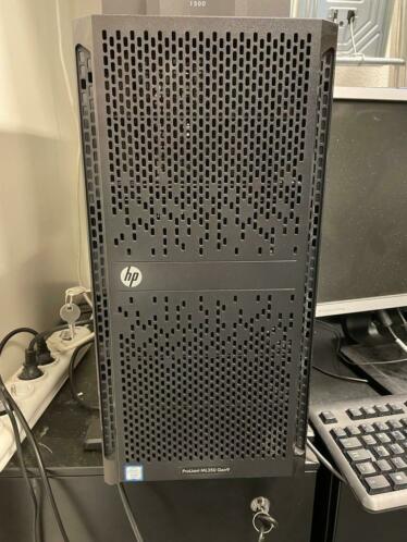 HP ProLiant ML350 G9 Server