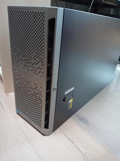 HP ProLiant ML350P Gen8