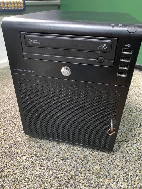 HP Proliant N36L Microserver