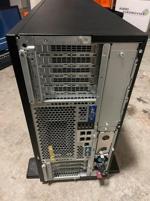 HP Proliant server ML350P gen8