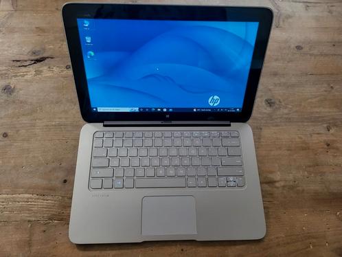 HP Spectre X2 Pro 2 in 1 laptop.  lichtgevende toetsenbord