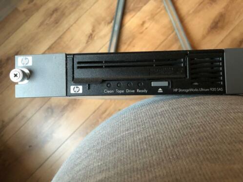 Hp Storagework Ultrium 920 SAS Rack Mount met beugels