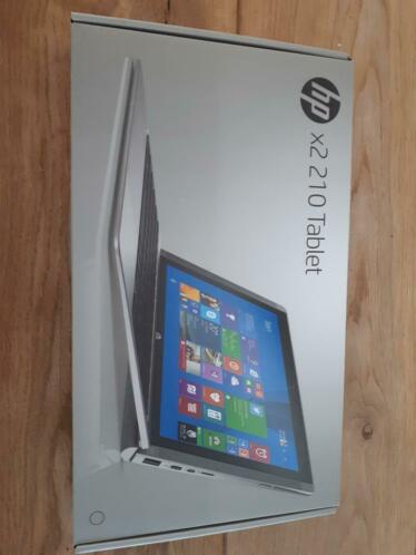 HP X2210 Tablet Laptop windows 10 touchscreen pc