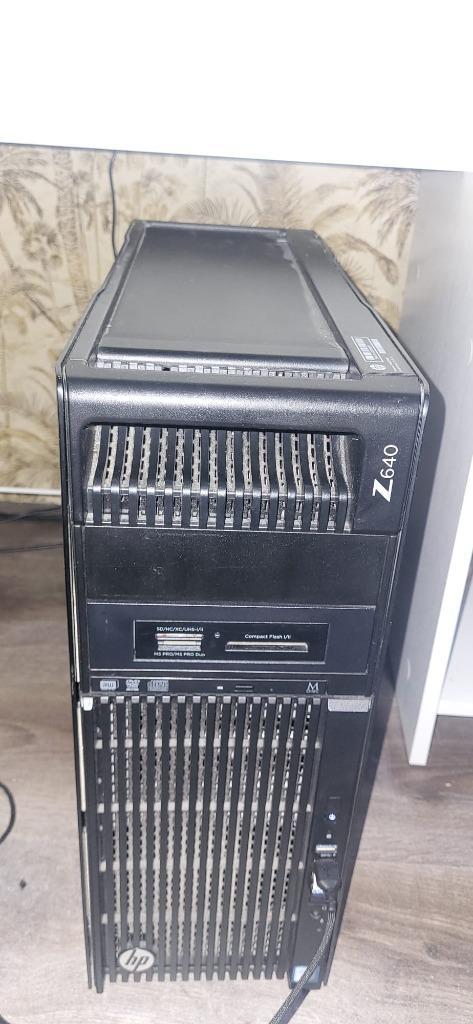 HP Z640 Computer ( muis, keyboard, headset, webcam, scherm)