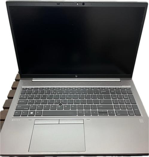 HP zbook Fire Fly G8  i7-2803 16GB RAM nVidia T500