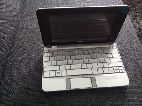 HP2133 MINI laptop met Linux mint besturingssysteem