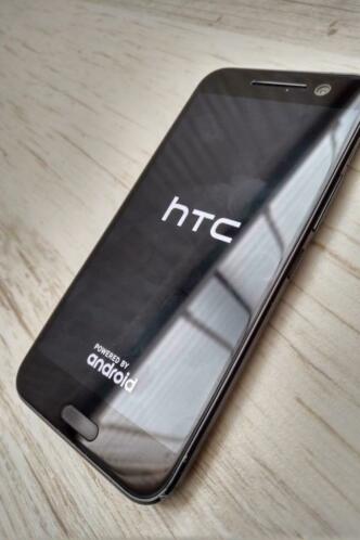 HTC 10 Carbon Grey (accu gaat snel leeg) met doos en oplader