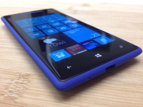 HTC 8X (blauw) met Windows 8.1