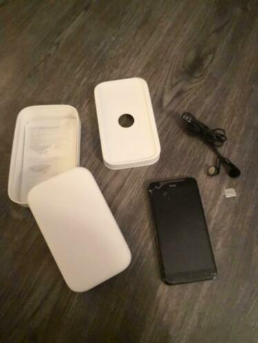 HTC Butterfly (gebarsten scherm) 