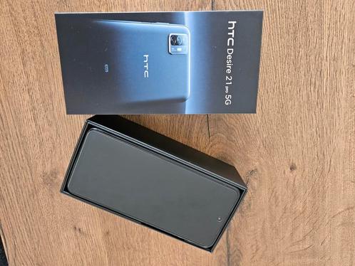 HTC Desire 21 pro 5G (Shade Blue) - te koop incl. 2 hoezen