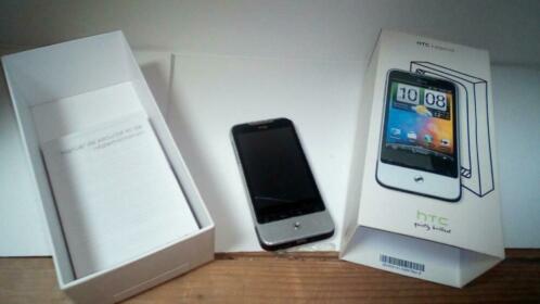 Htc legend , oud toestelletje met barst.