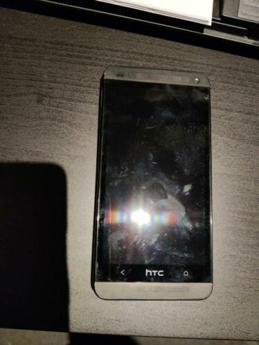 HTC M7  Zonder oplader